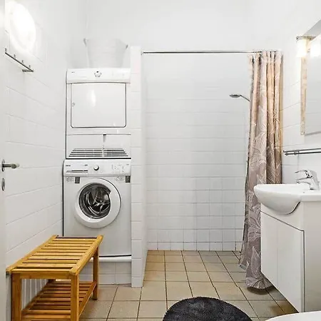 6802-allinge-langebjergvej-98-lejl-98 إلينغه