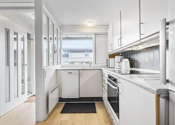 Апартаменты 6802-allinge-langebjergvej-98-lejl-98 Аллинге